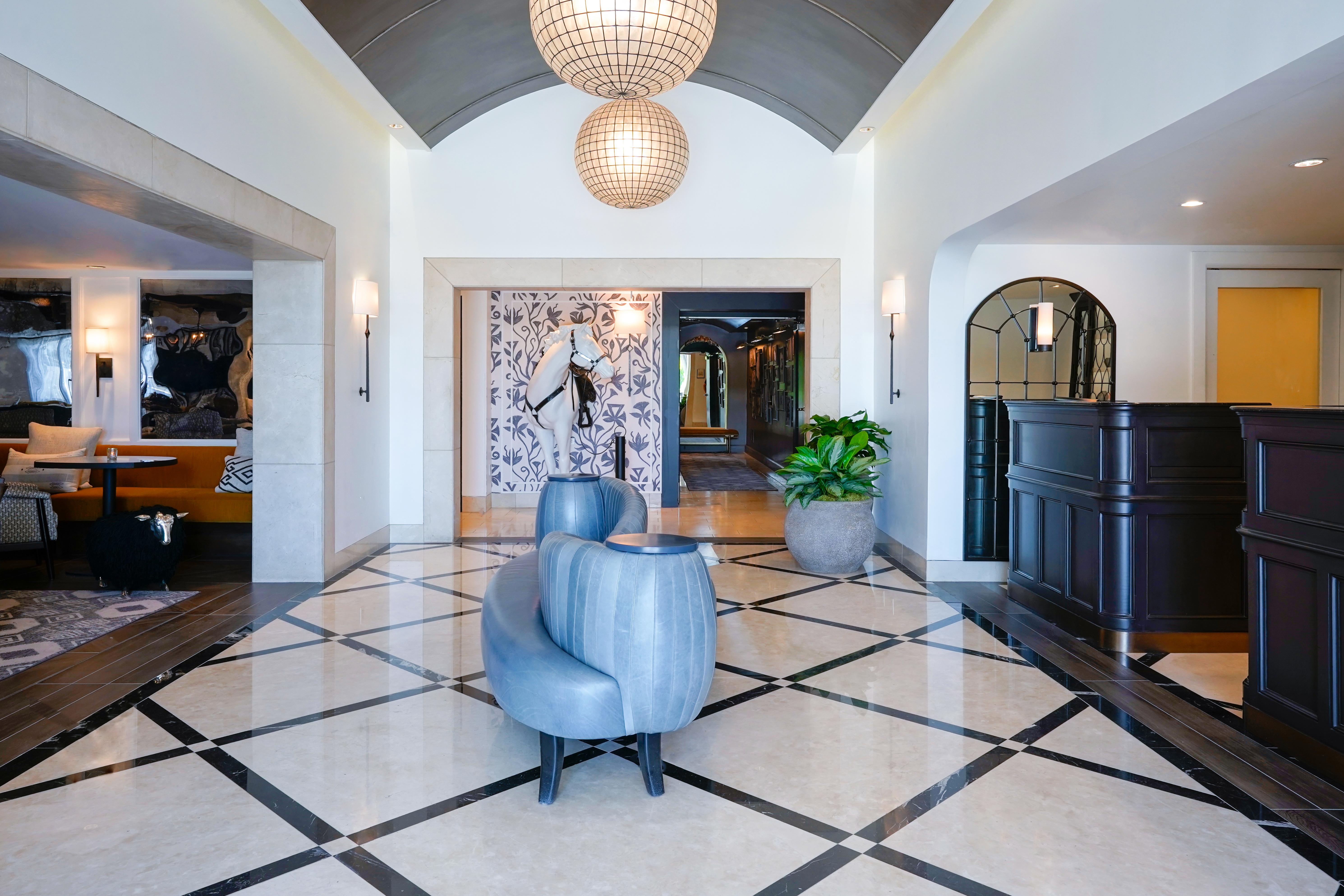 Amarano Burbank-hollywood 4*