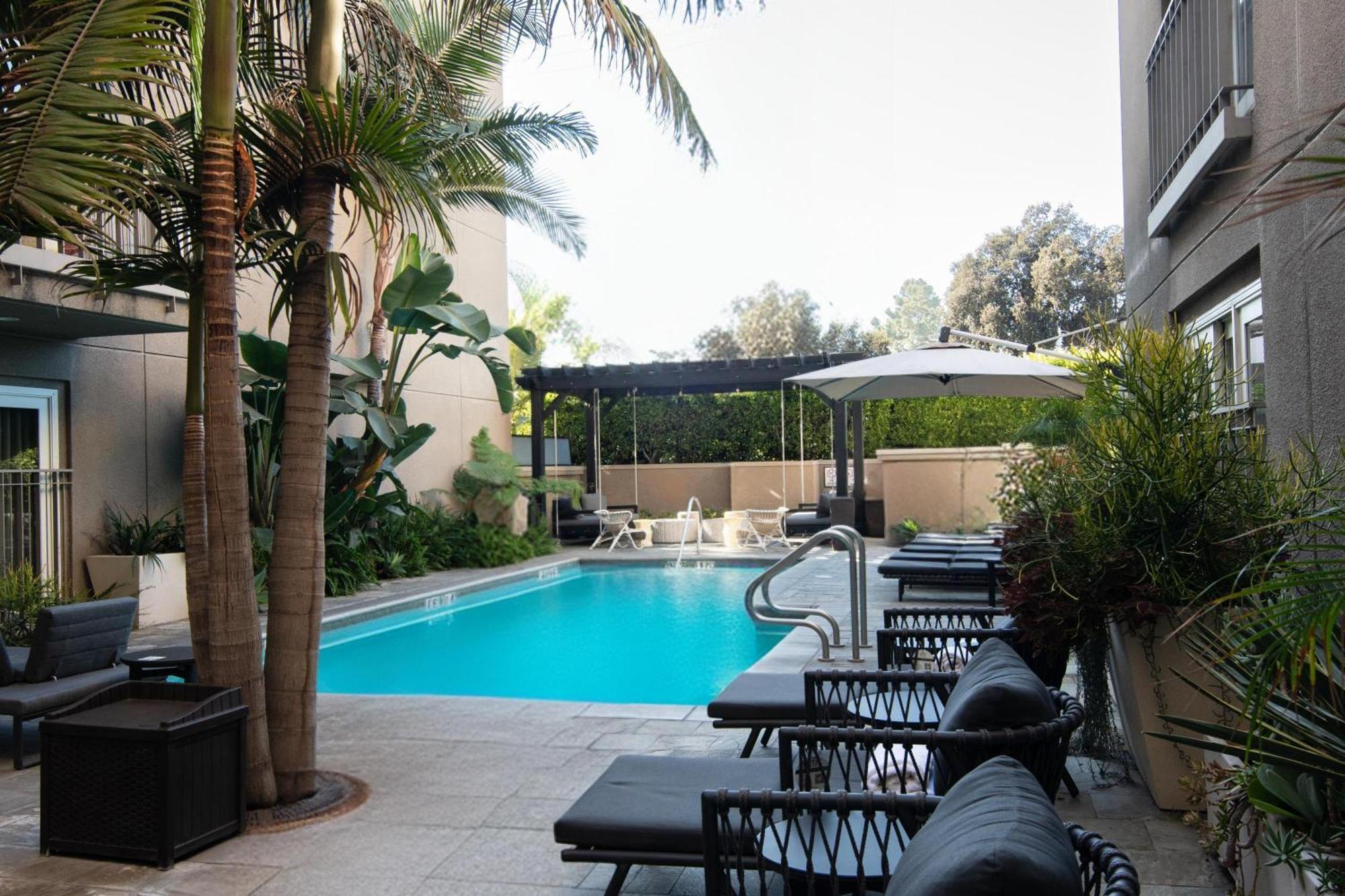 Amarano Burbank-hollywood Hotel